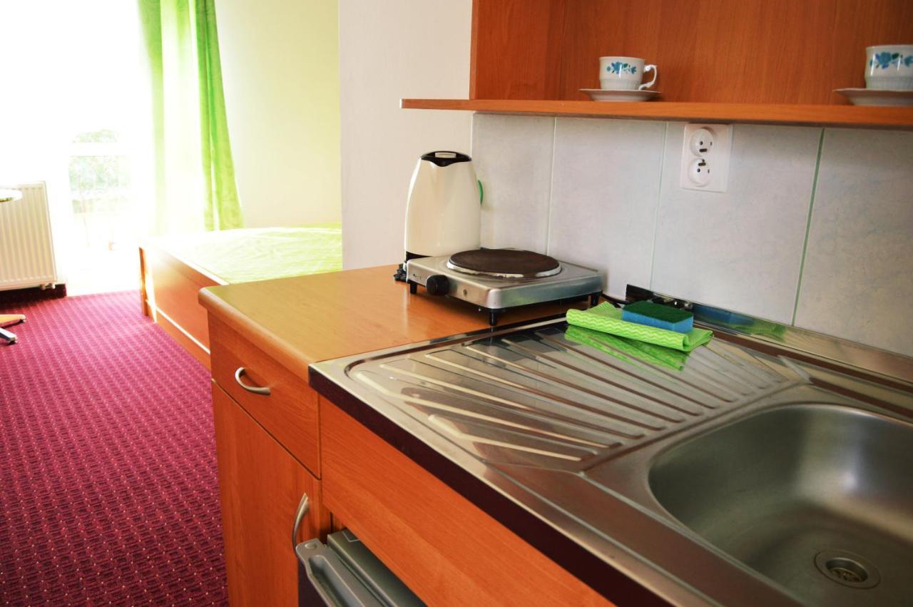 Pokoje Goscinne Orka Jarosławiec Extérieur photo