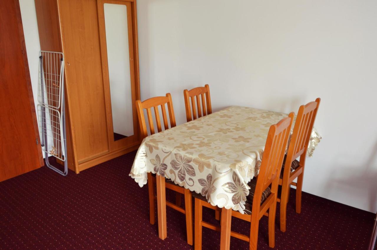 Pokoje Goscinne Orka Jarosławiec Extérieur photo